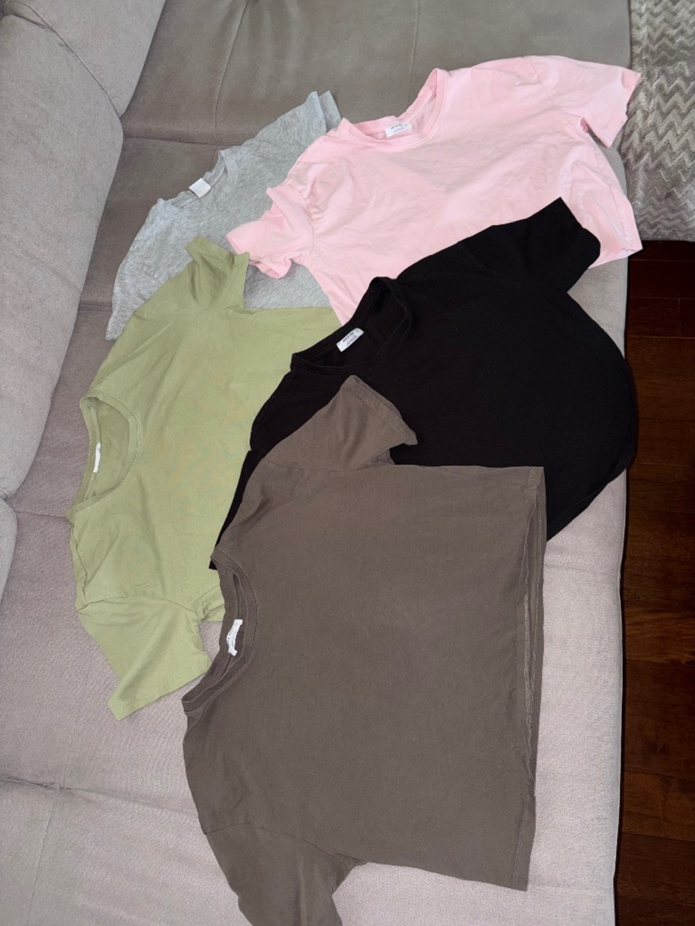 Bundle of 5 Cotton Crop T-Shirts – Size S – Excellent Condition